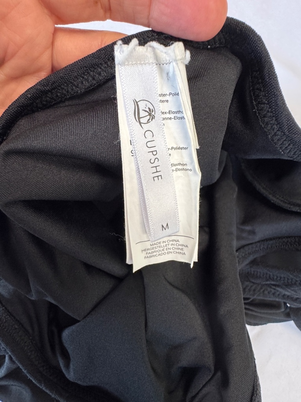 Cupshe Women's Cutout Scallop Trim One Piece Black Swimsuit Size M - Picture 11 of 11